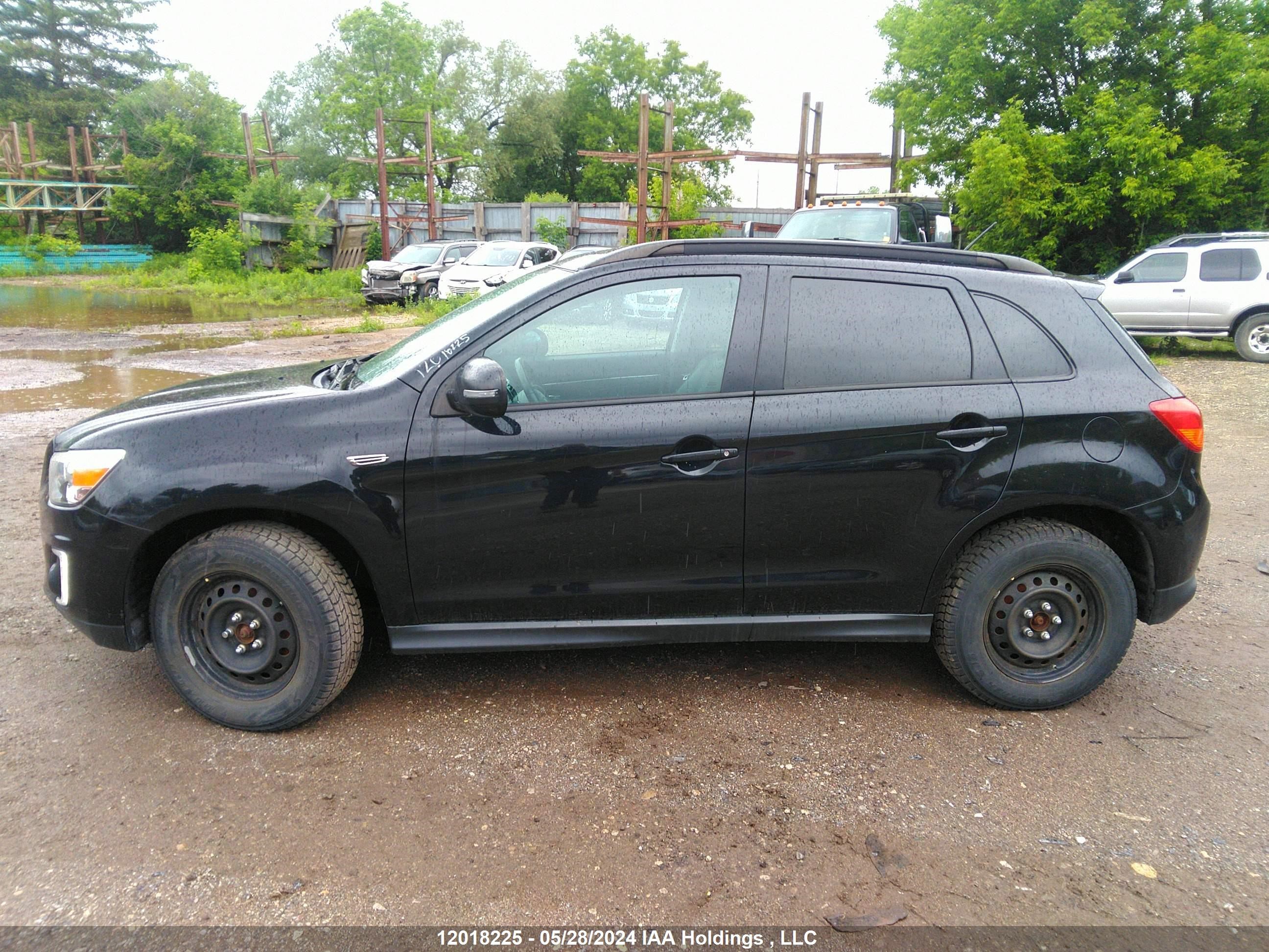 Photo 13 VIN: 4A4AJ4AW8FE608882 - MITSUBISHI RVR 