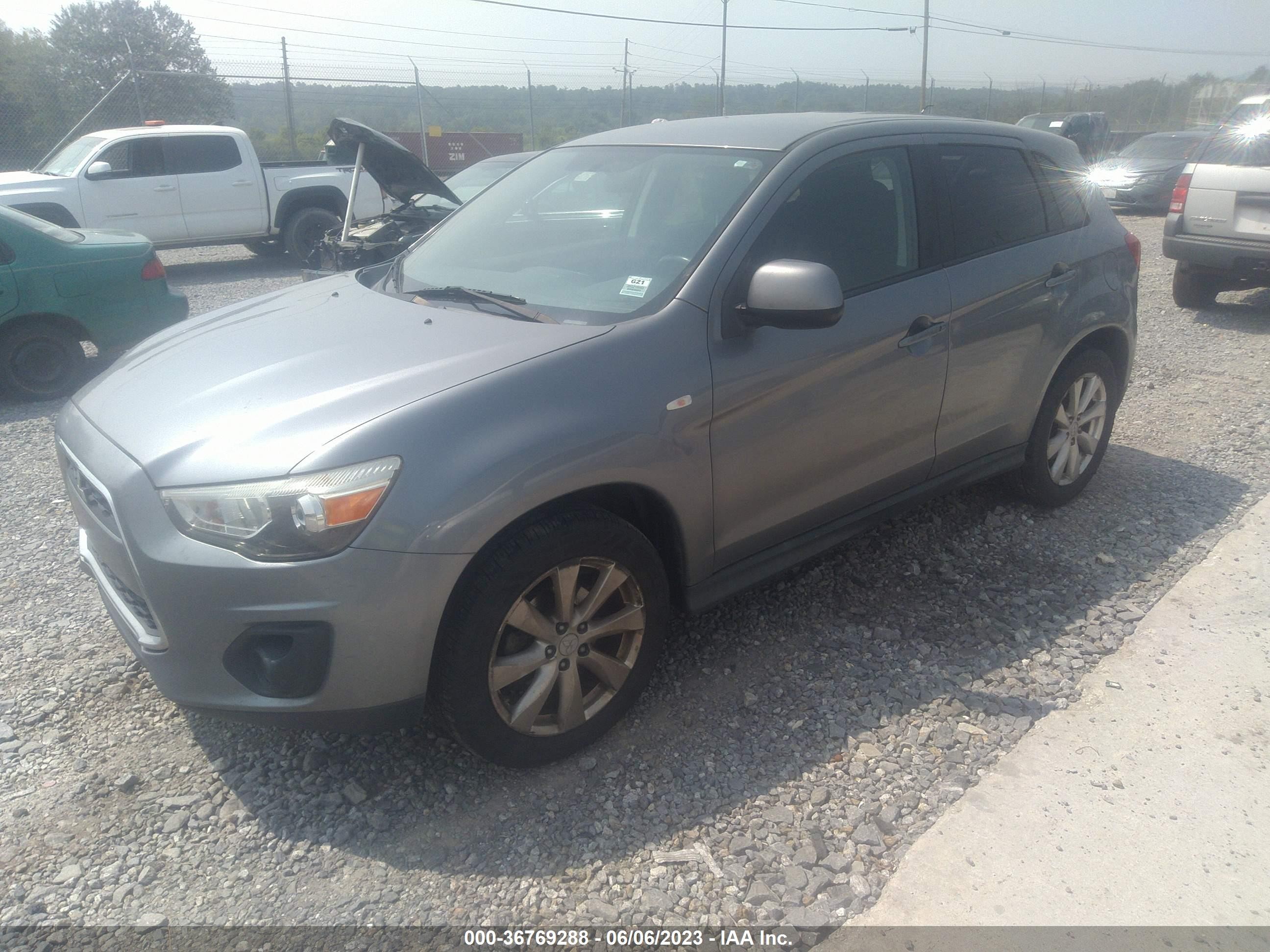 Photo 1 VIN: 4A4AP3AU0DE025467 - MITSUBISHI OUTLANDER 