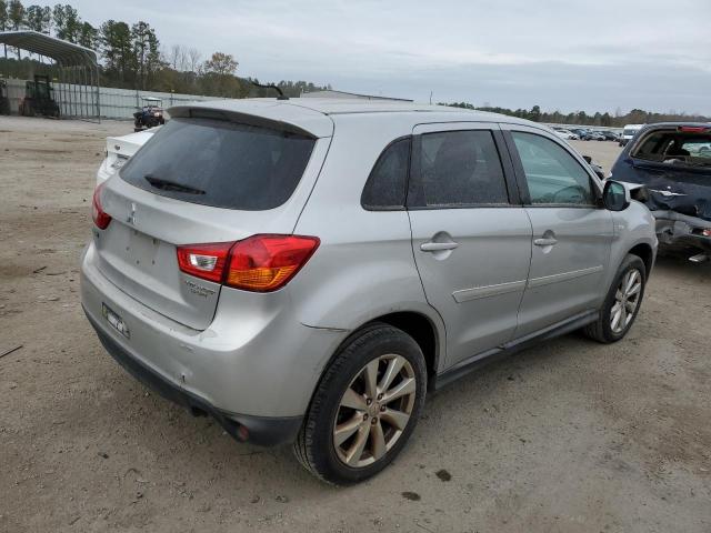 Photo 2 VIN: 4A4AP3AU0EE027530 - MITSUBISHI OUTLANDER 