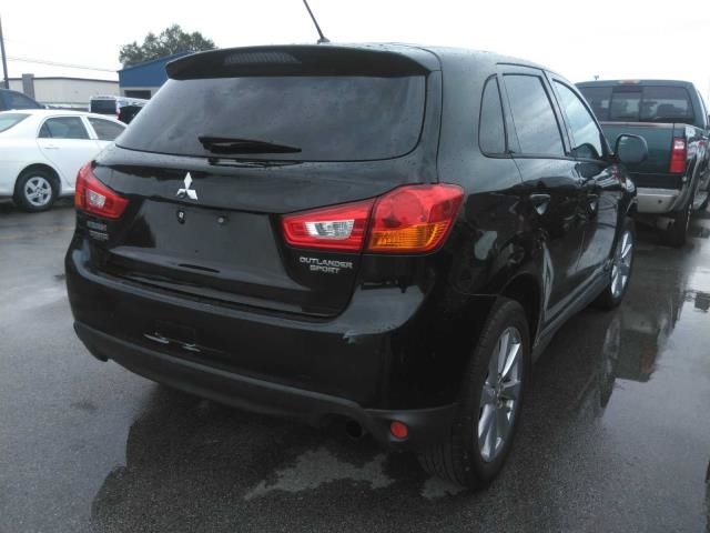 Photo 2 VIN: 4A4AP3AU1FE037274 - MITSUBISHI OUTLANDER SPORT 