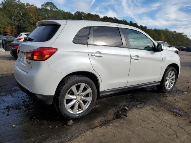 Photo 2 VIN: 4A4AP3AU1FE045147 - MITSUBISHI OUTLANDER 