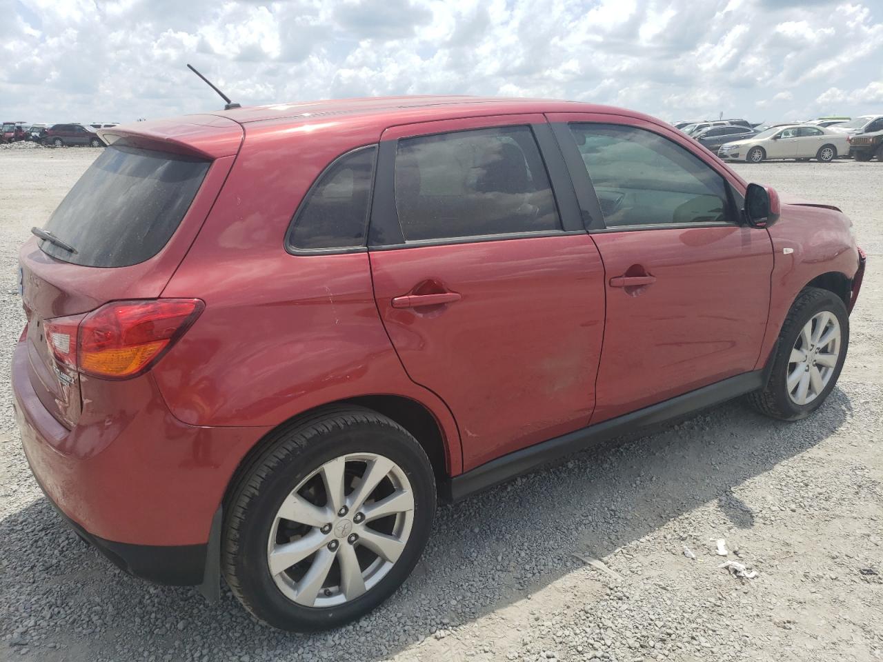 Photo 2 VIN: 4A4AP3AU2EE001642 - MITSUBISHI OUTLANDER 