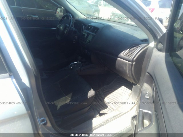 Photo 4 VIN: 4A4AP3AU2FE001142 - MITSUBISHI OUTLANDER SPORT 