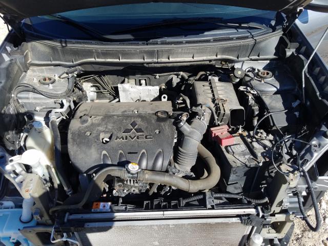 Photo 6 VIN: 4A4AP3AU2FE031547 - MITSUBISHI OUTLANDER 