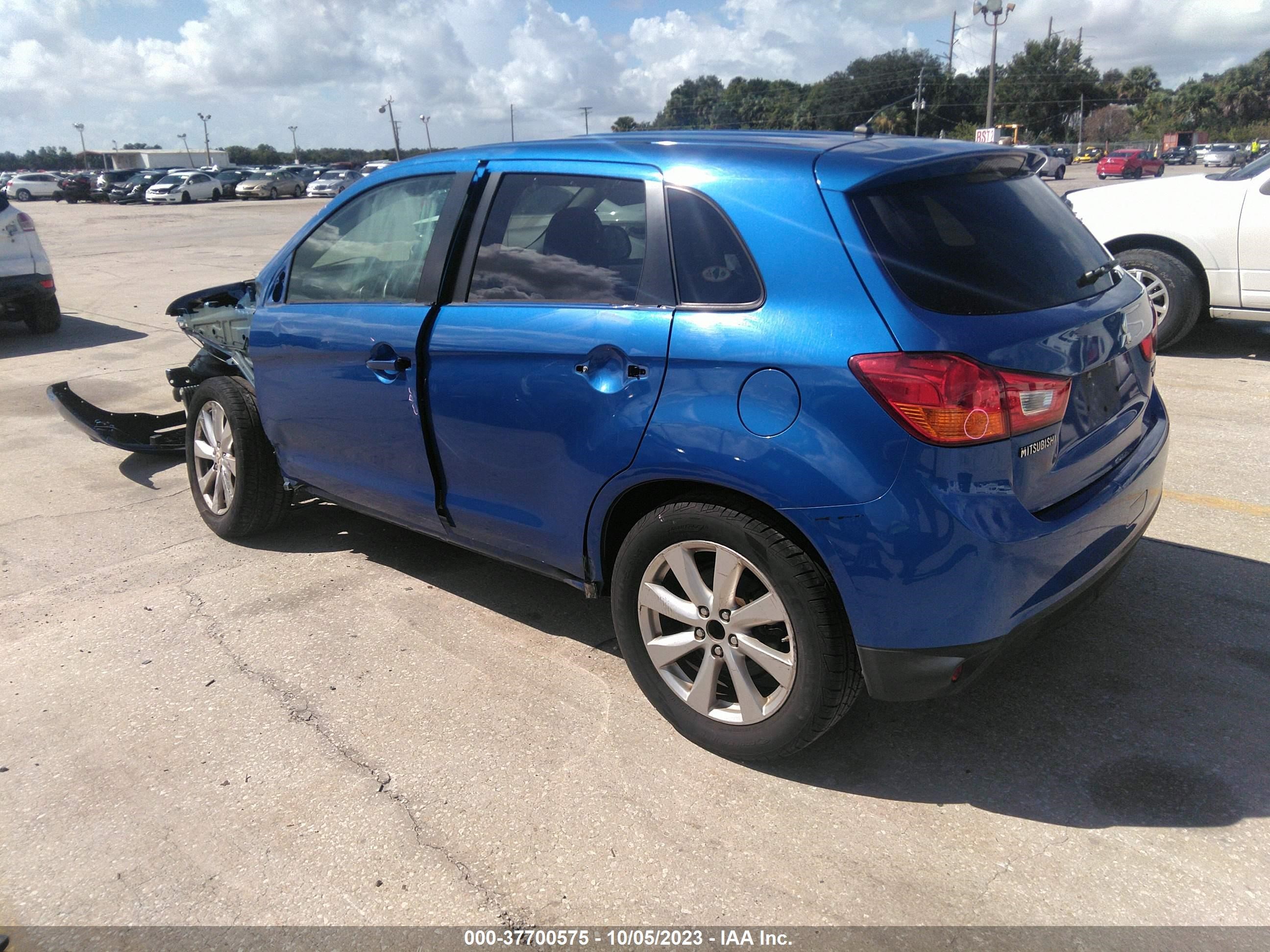 Photo 2 VIN: 4A4AP3AU3FE026065 - MITSUBISHI OUTLANDER SPORT 