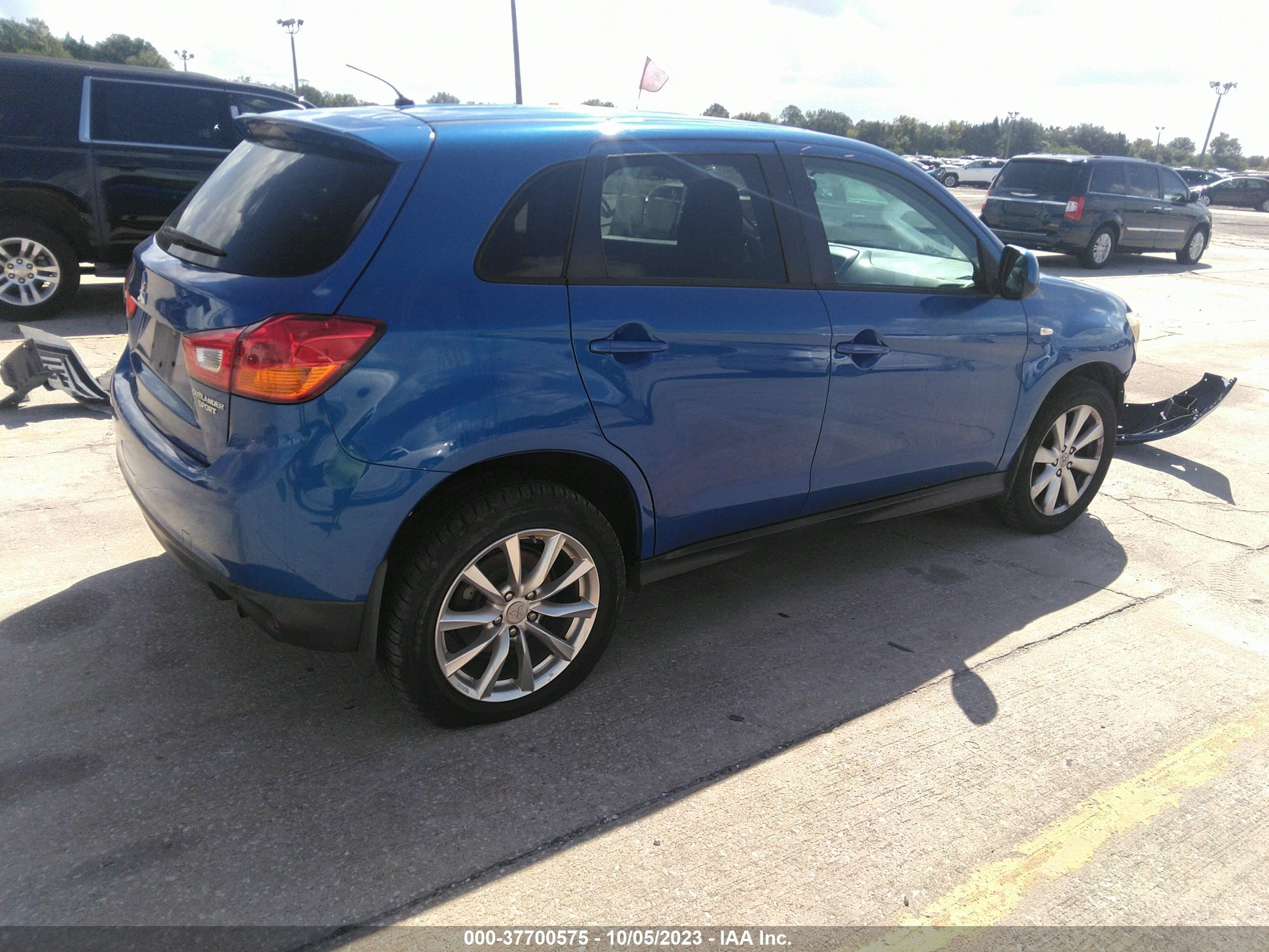 Photo 3 VIN: 4A4AP3AU3FE026065 - MITSUBISHI OUTLANDER SPORT 