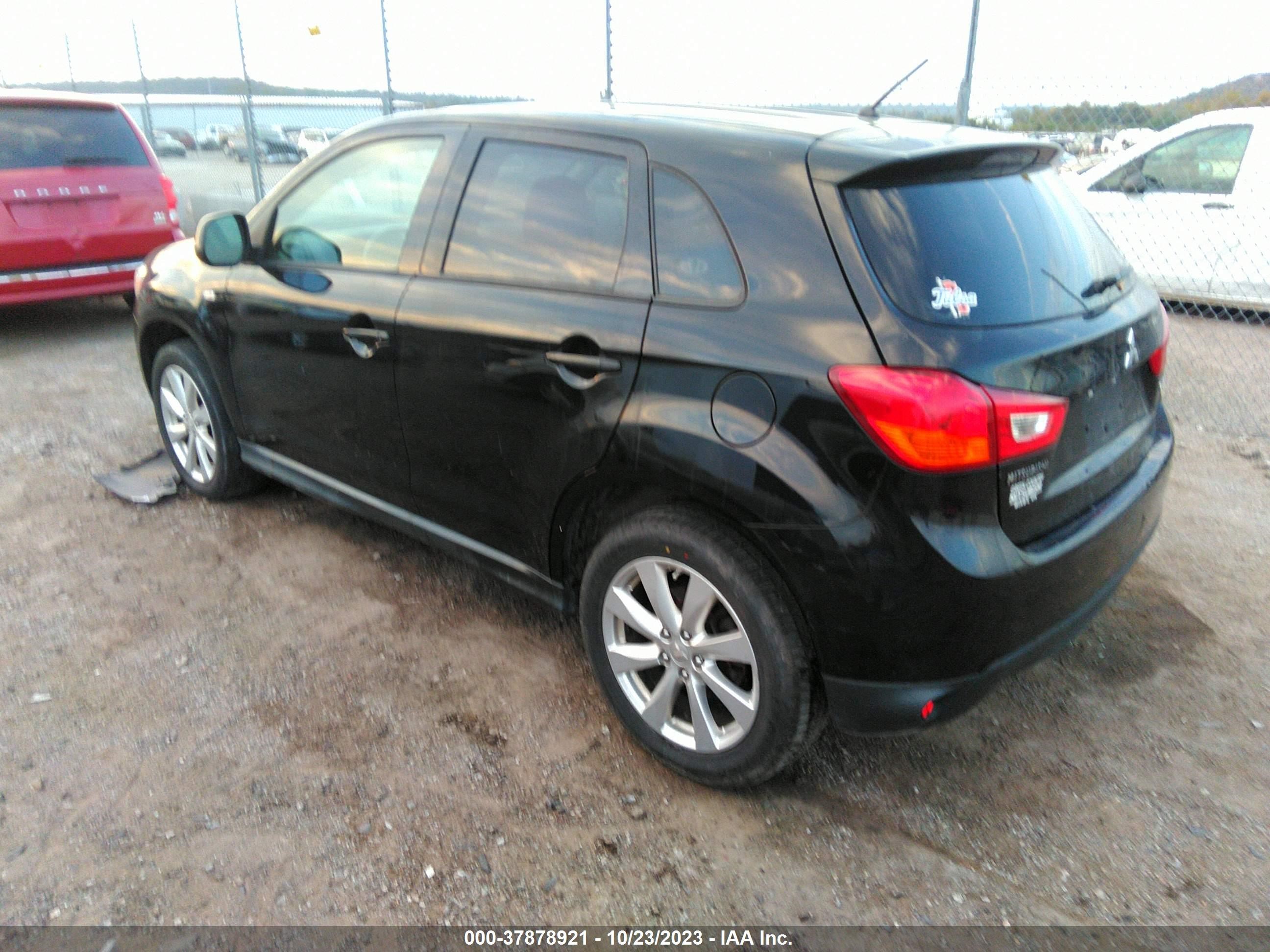 Photo 2 VIN: 4A4AP3AU5FE021658 - MITSUBISHI OUTLANDER 