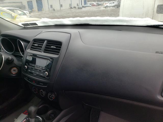 Photo 8 VIN: 4A4AP3AU5FE045037 - MITSUBISHI OUTLANDER 