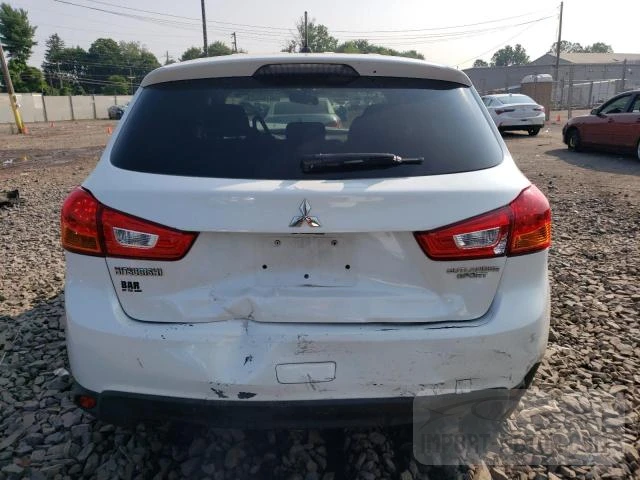 Photo 5 VIN: 4A4AP3AU6FE043037 - MITSUBISHI OUTLANDER 