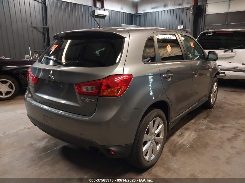 Photo 3 VIN: 4A4AP3AU6FE050327 - MITSUBISHI OUTLANDER 