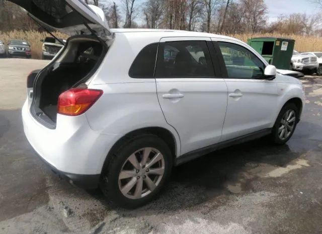 Photo 3 VIN: 4A4AP3AU7EE031817 - MITSUBISHI OUTLANDER 