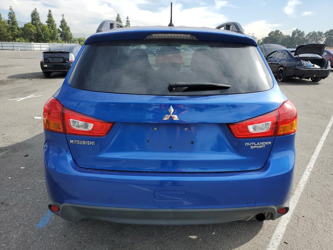 Photo 5 VIN: 4A4AP3AU9FE048927 - MITSUBISHI OUTLANDER 