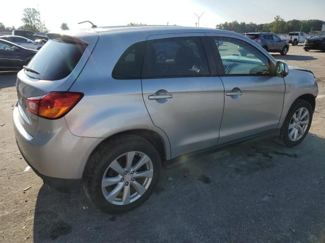 Photo 2 VIN: 4A4AP3AUXDE001242 - MITSUBISHI OUTLANDER 