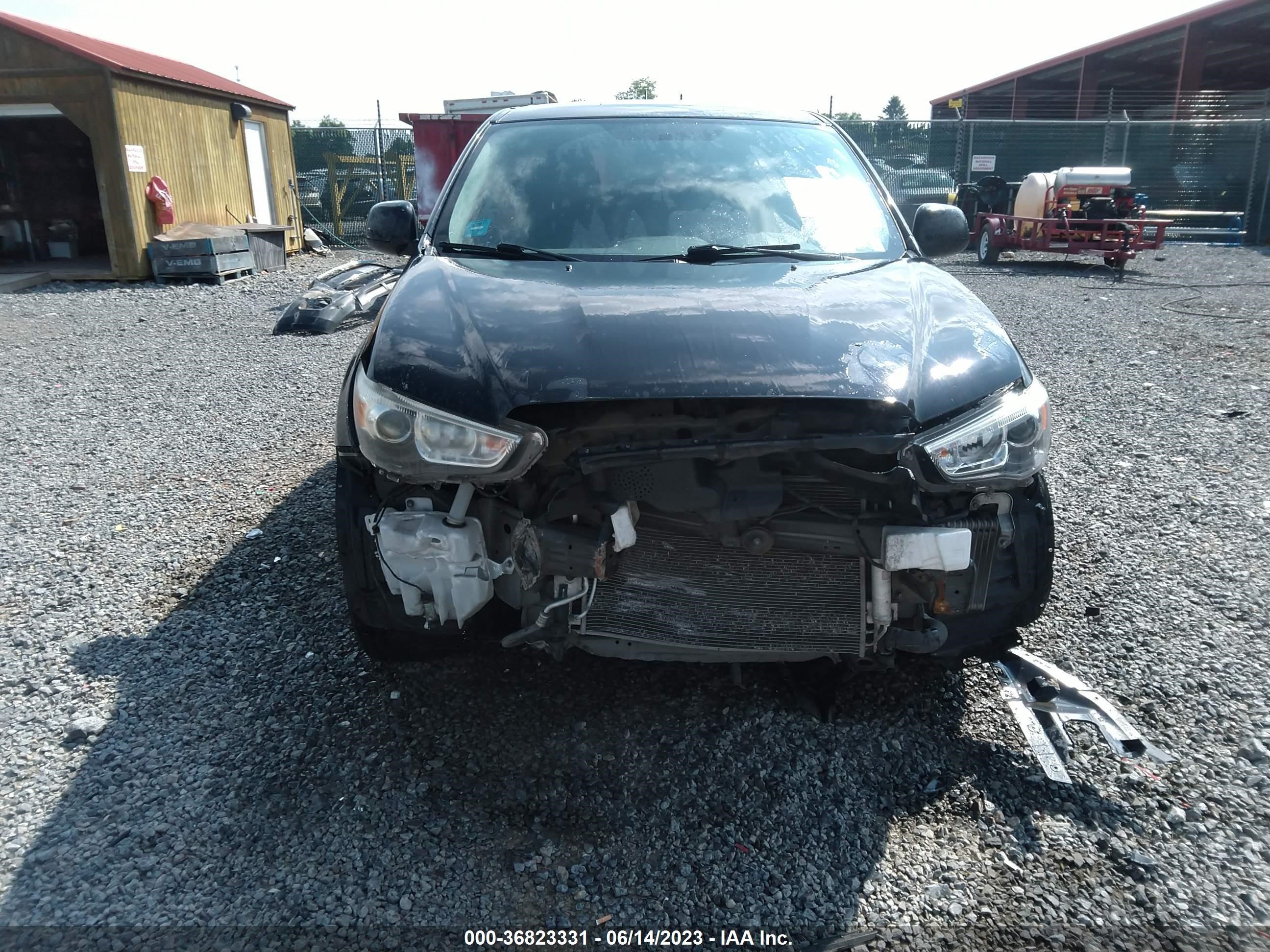 Photo 12 VIN: 4A4AP3AUXEE002697 - MITSUBISHI OUTLANDER 