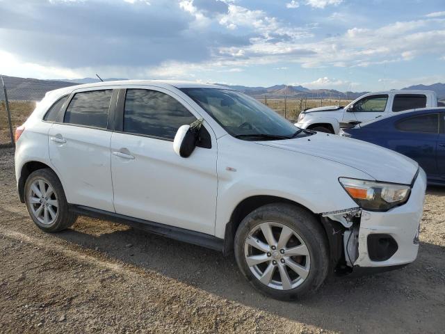 Photo 3 VIN: 4A4AP3AUXEE018012 - MITSUBISHI OUTLANDER 