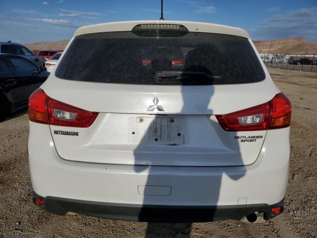 Photo 5 VIN: 4A4AP3AUXEE018012 - MITSUBISHI OUTLANDER 