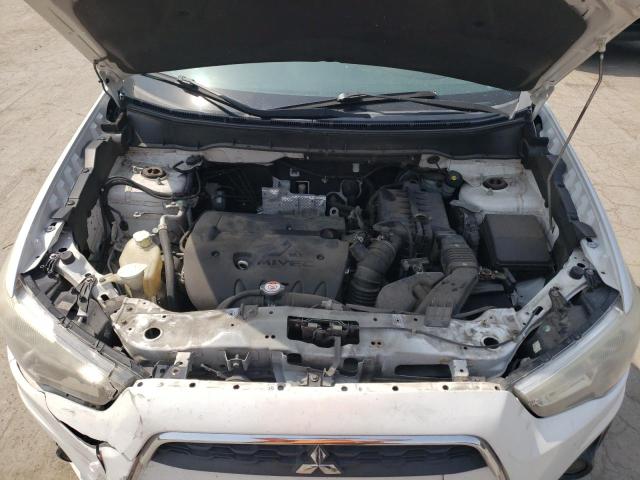 Photo 11 VIN: 4A4AP3AUXFE001972 - MITSUBISHI OUTLANDER 