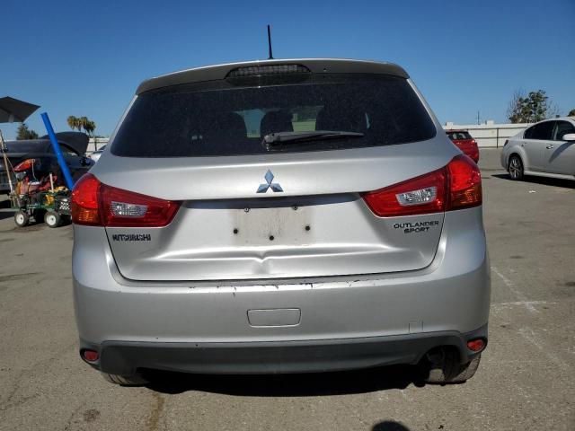 Photo 5 VIN: 4A4AP3AUXFE010879 - MITSUBISHI OUTLANDER 