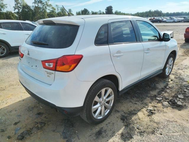 Photo 3 VIN: 4A4AP3AW2FE029041 - MITSUBISHI OUTLANDER 