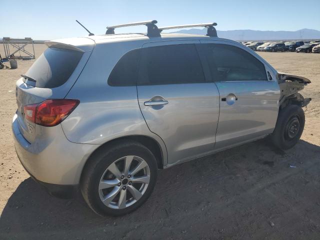 Photo 2 VIN: 4A4AP3AW5FE055018 - MITSUBISHI OUTLANDER 