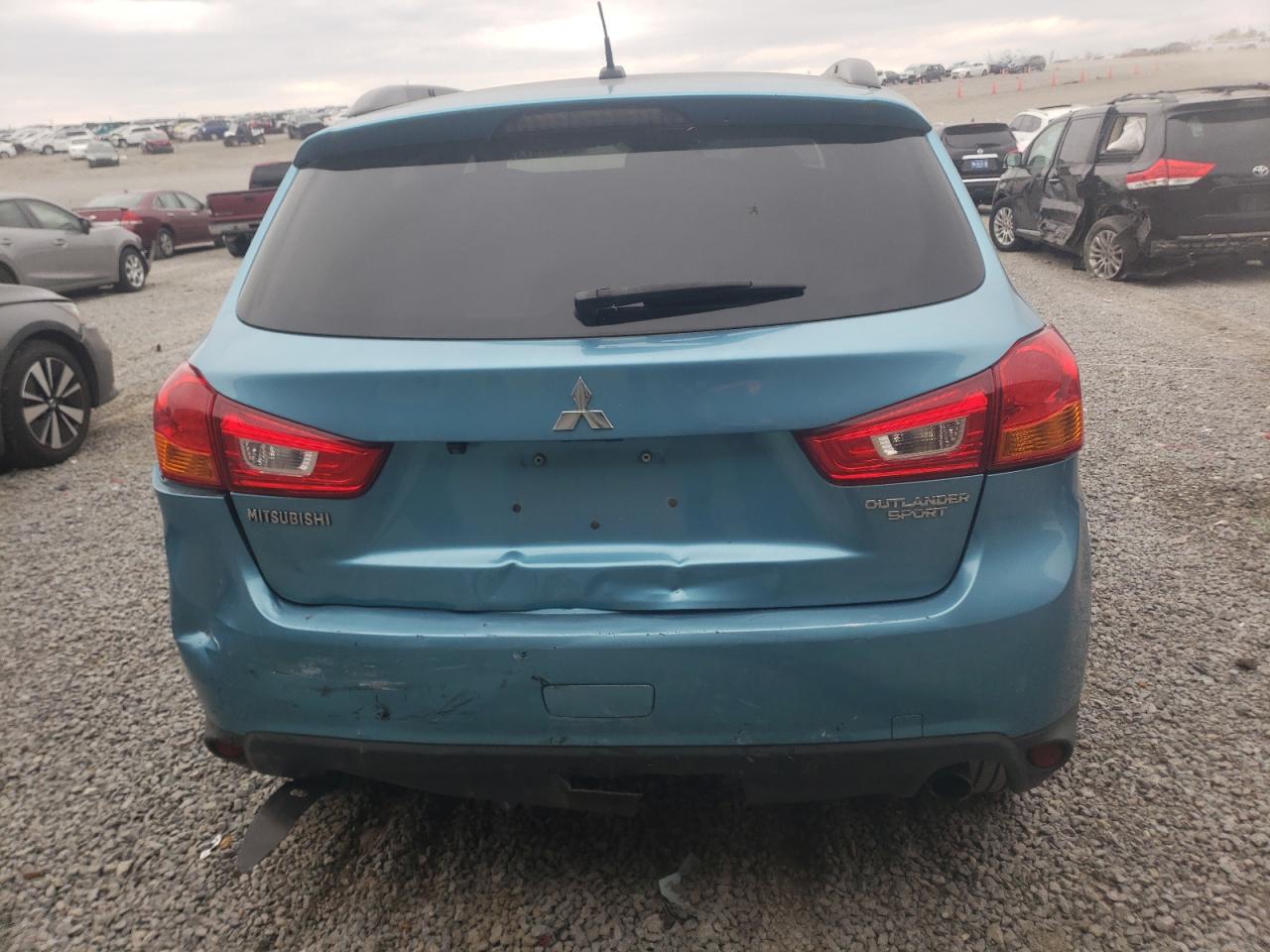 Photo 5 VIN: 4A4AP4AU0DE009016 - MITSUBISHI OUTLANDER 