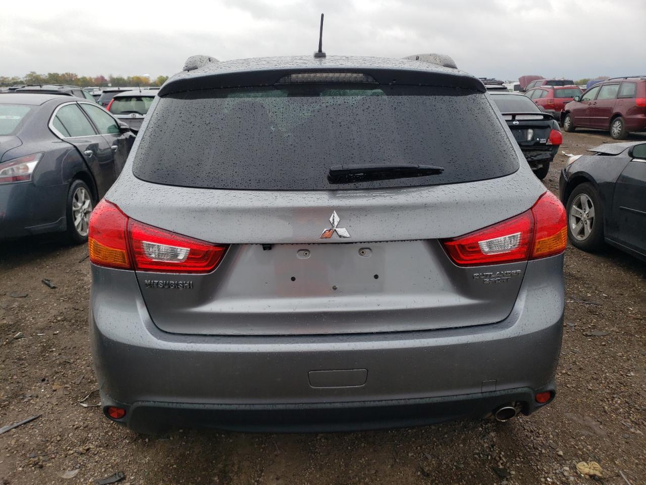 Photo 5 VIN: 4A4AP4AU3EE005916 - MITSUBISHI OUTLANDER 