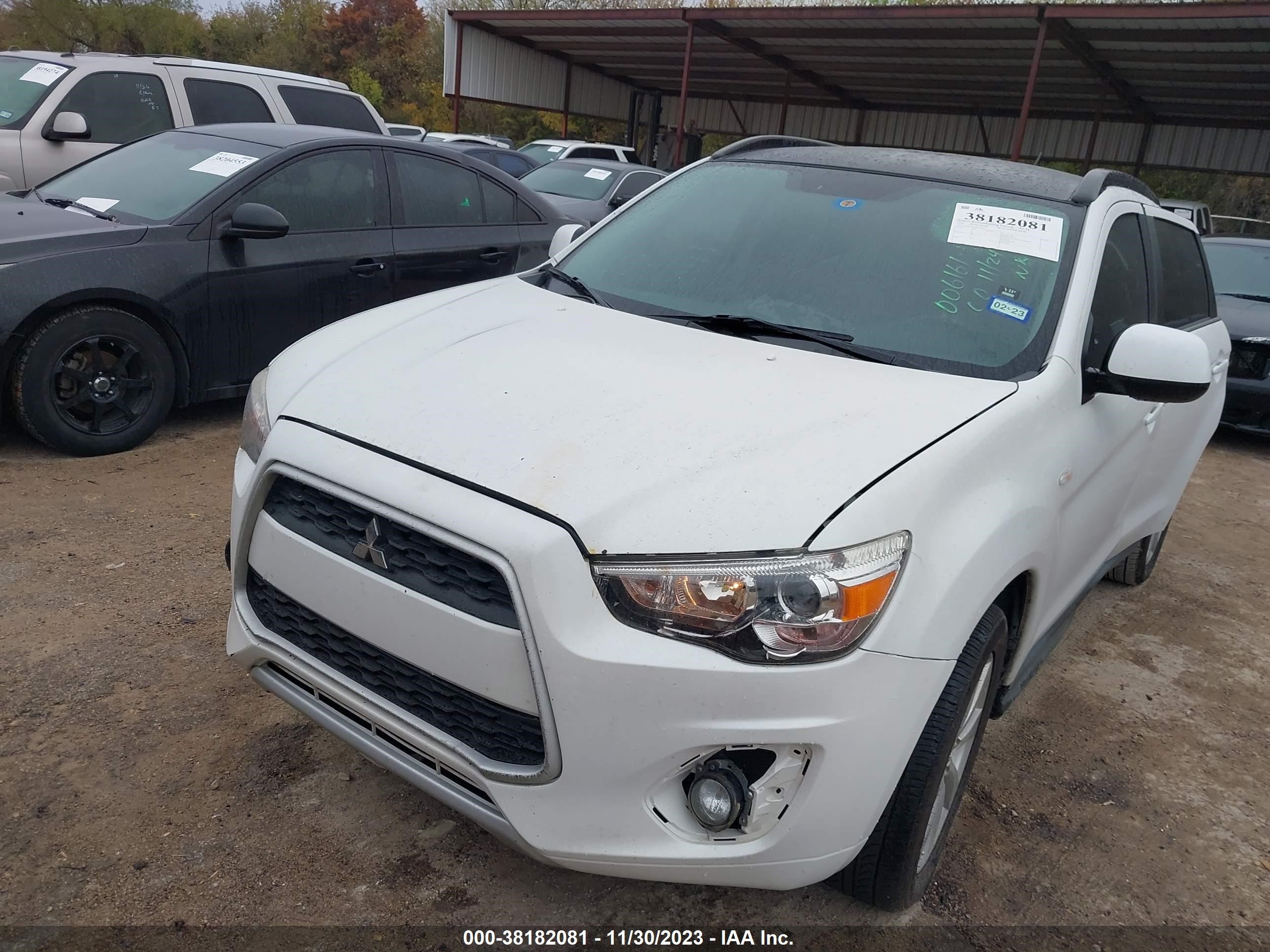 Photo 1 VIN: 4A4AP4AU3EE006161 - MITSUBISHI OUTLANDER 