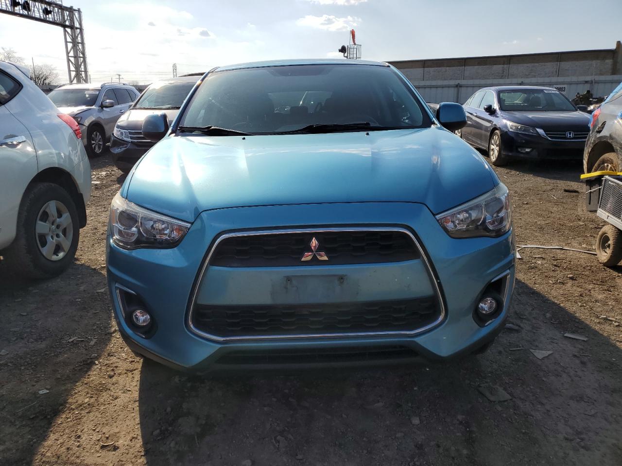 Photo 4 VIN: 4A4AP4AU6EE008339 - MITSUBISHI OUTLANDER 