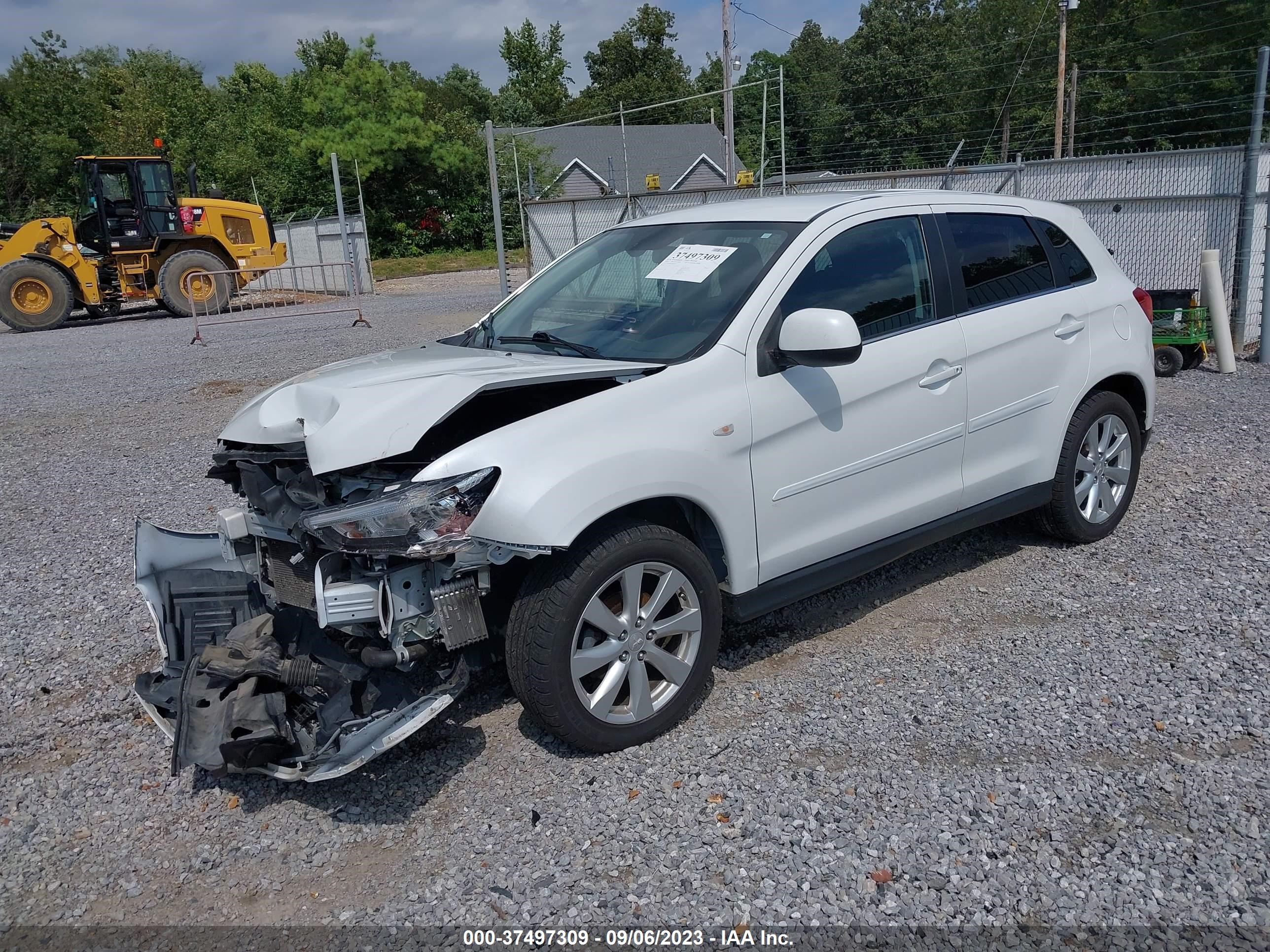 Photo 1 VIN: 4A4AP4AU6EE015727 - MITSUBISHI OUTLANDER 