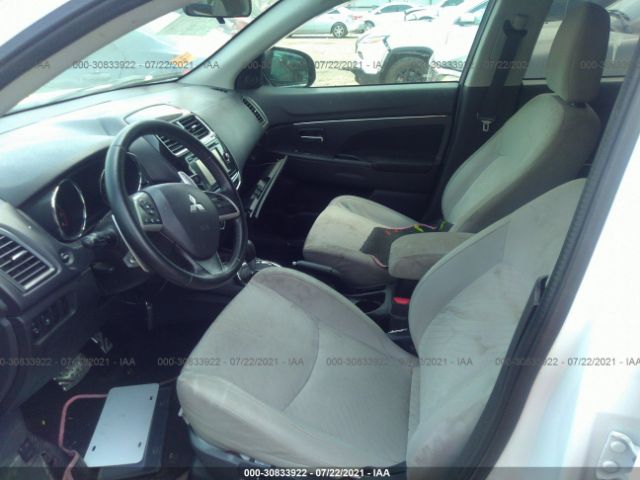 Photo 4 VIN: 4A4AP4AW2FE057010 - MITSUBISHI OUTLANDER SPORT 