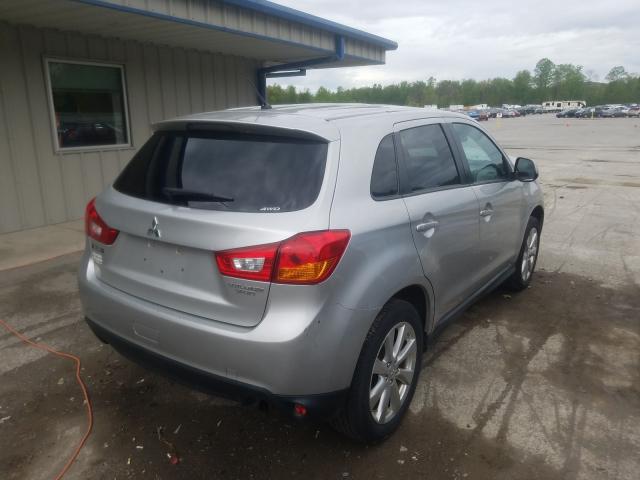 Photo 3 VIN: 4A4AR3AU0EE005862 - MITSUBISHI OUTLANDER 