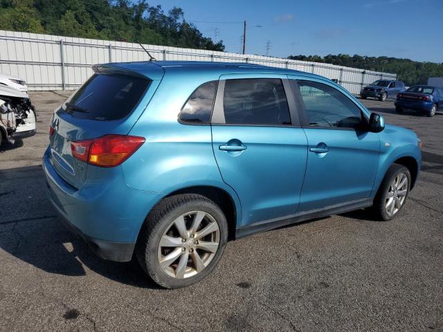 Photo 2 VIN: 4A4AR3AU0EE028199 - MITSUBISHI OUTLANDER 