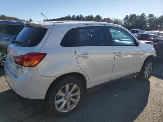 Photo 2 VIN: 4A4AR3AU0FE028141 - MITSUBISHI OUTLANDER 