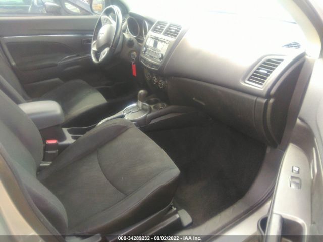 Photo 4 VIN: 4A4AR3AU1FE011123 - MITSUBISHI OUTLANDER SPORT 