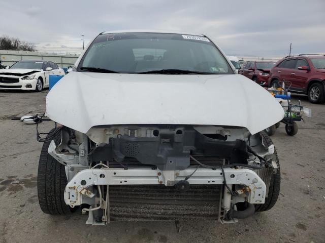 Photo 4 VIN: 4A4AR3AU1FE013521 - MITSUBISHI OUTLANDER 