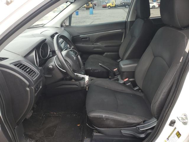 Photo 6 VIN: 4A4AR3AU1FE013521 - MITSUBISHI OUTLANDER 