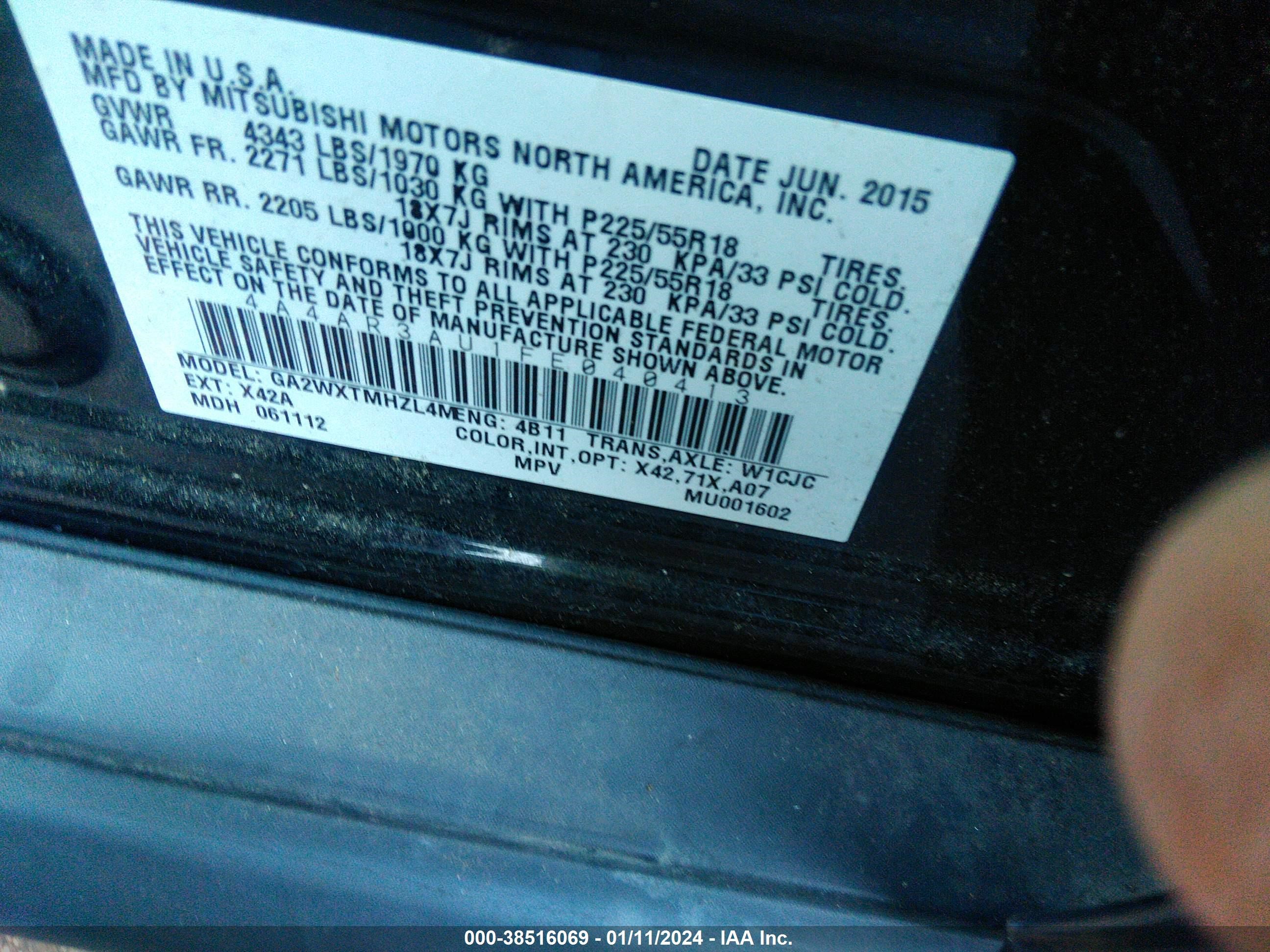 Photo 4 VIN: 4A4AR3AU1FE040413 - MITSUBISHI OUTLANDER 