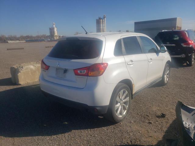 Photo 3 VIN: 4A4AR3AU2DE008728 - MITSUBISHI OUTLANDER 