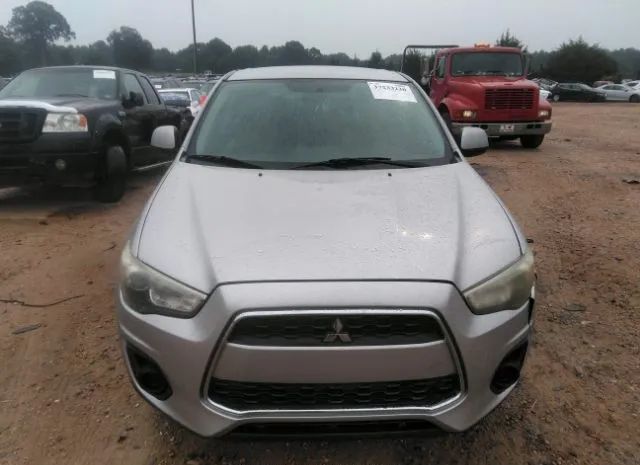 Photo 5 VIN: 4A4AR3AU2EE016975 - MITSUBISHI OUTLANDER 