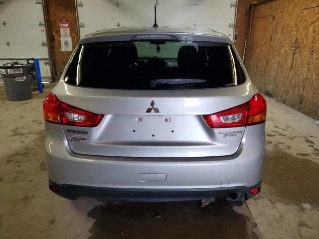 Photo 5 VIN: 4A4AR3AU2FE057768 - MITSUBISHI OUTLANDER 