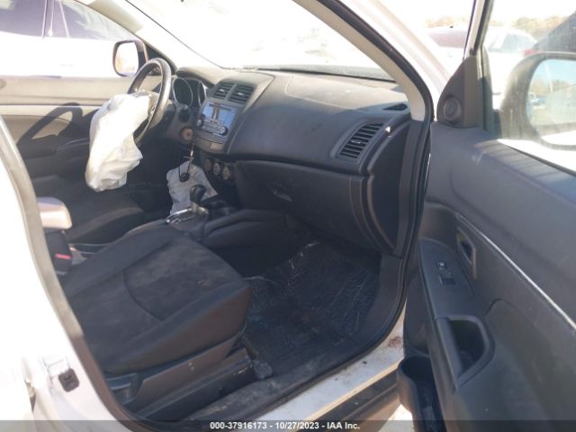 Photo 4 VIN: 4A4AR3AU3FE023970 - MITSUBISHI OUTLANDER SPORT 