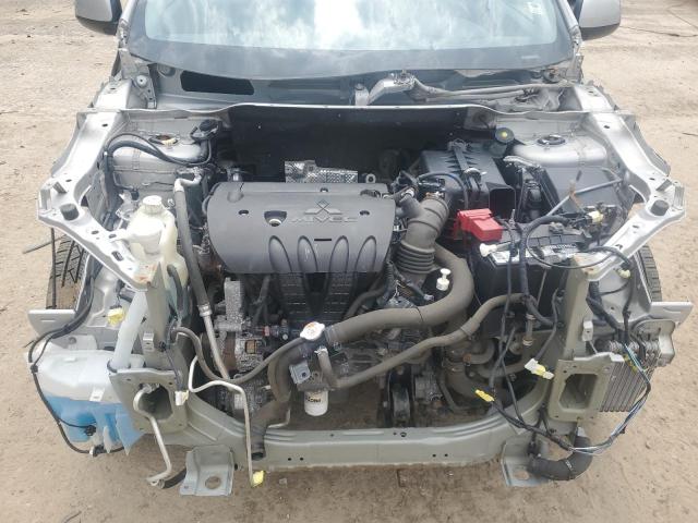 Photo 11 VIN: 4A4AR3AU3FE045001 - MITSUBISHI OUTLANDER 