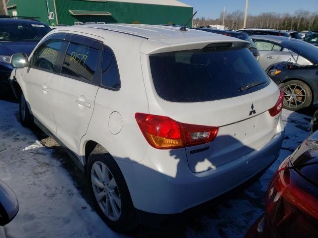 Photo 2 VIN: 4A4AR3AU4FE023959 - MITSUBISHI OUTLANDER 