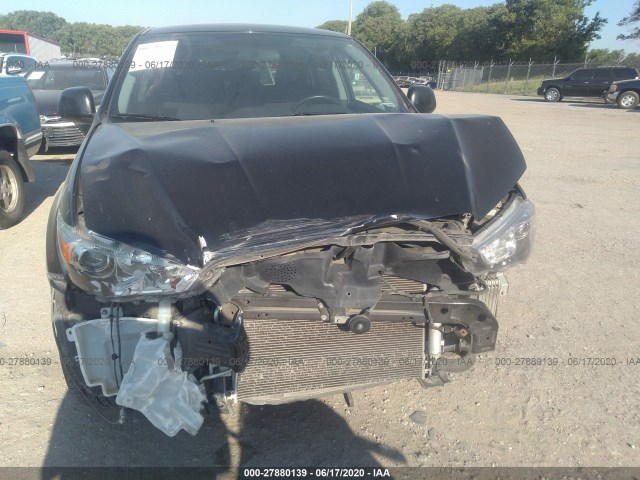 Photo 5 VIN: 4A4AR3AU5EE011429 - MITSUBISHI OUTLANDER 