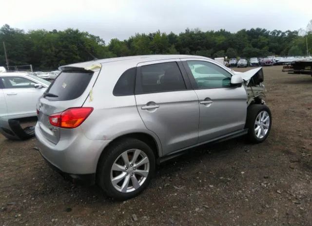 Photo 3 VIN: 4A4AR3AU5EE019384 - MITSUBISHI OUTLANDER 