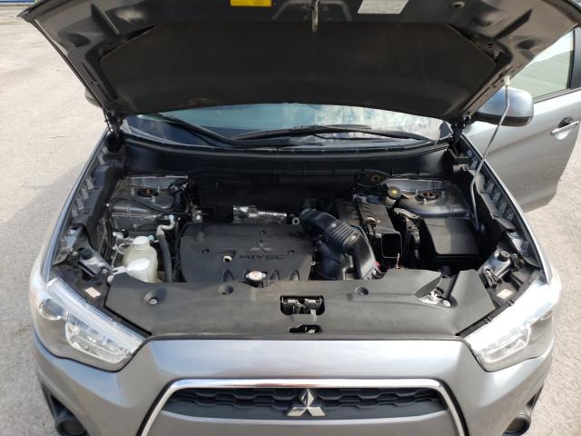 Photo 6 VIN: 4A4AR3AU5FE057988 - MITSUBISHI OUTLANDER 