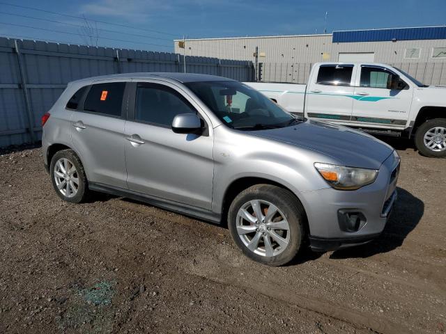 Photo 3 VIN: 4A4AR3AU6EE024349 - MITSUBISHI OUTLANDER 