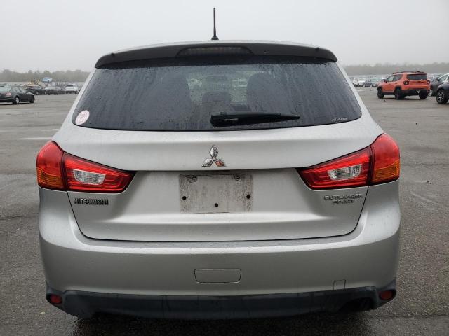 Photo 5 VIN: 4A4AR3AU6FE024210 - MITSUBISHI OUTLANDER 