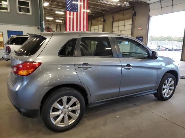 Photo 2 VIN: 4A4AR3AU7DE004951 - MITSUBISHI OUTLANDER 