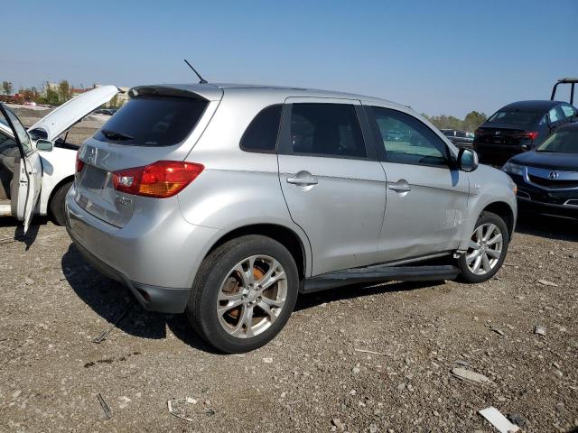 Photo 2 VIN: 4A4AR3AU8DE021192 - MITSUBISHI OUTLANDER 